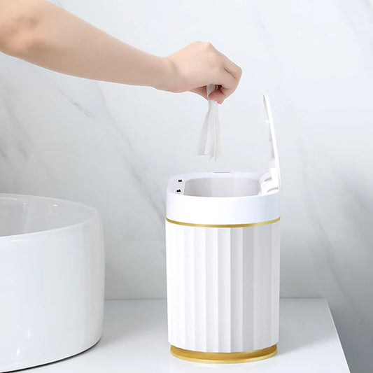 4L Smart Sensor Trash Can Desk Small Lovely Mini Light Luxury Wind Mini Basket Bucket Small Papelera Escritorio